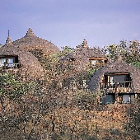 Serengeti Serena Safari Lodge Екстериор снимка