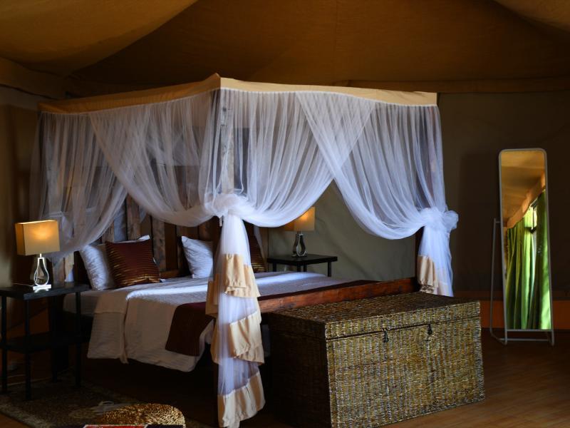 Serengeti Serena Safari Lodge Екстериор снимка